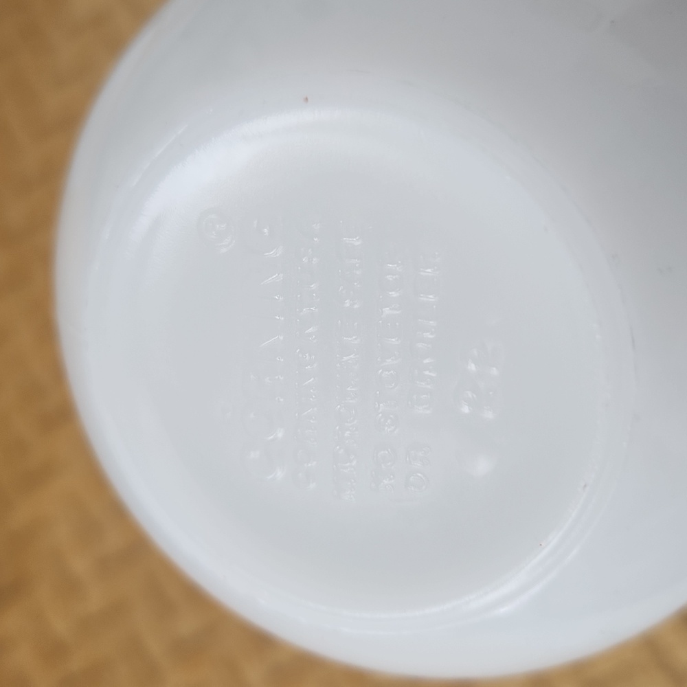 Vintage Corning Cup Set - Picture 4 of 4